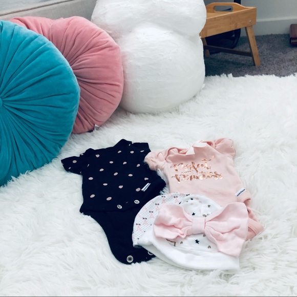 Preemie Newborn Girls T-shirt Onesie 0-3 month - Picture 4 of 17